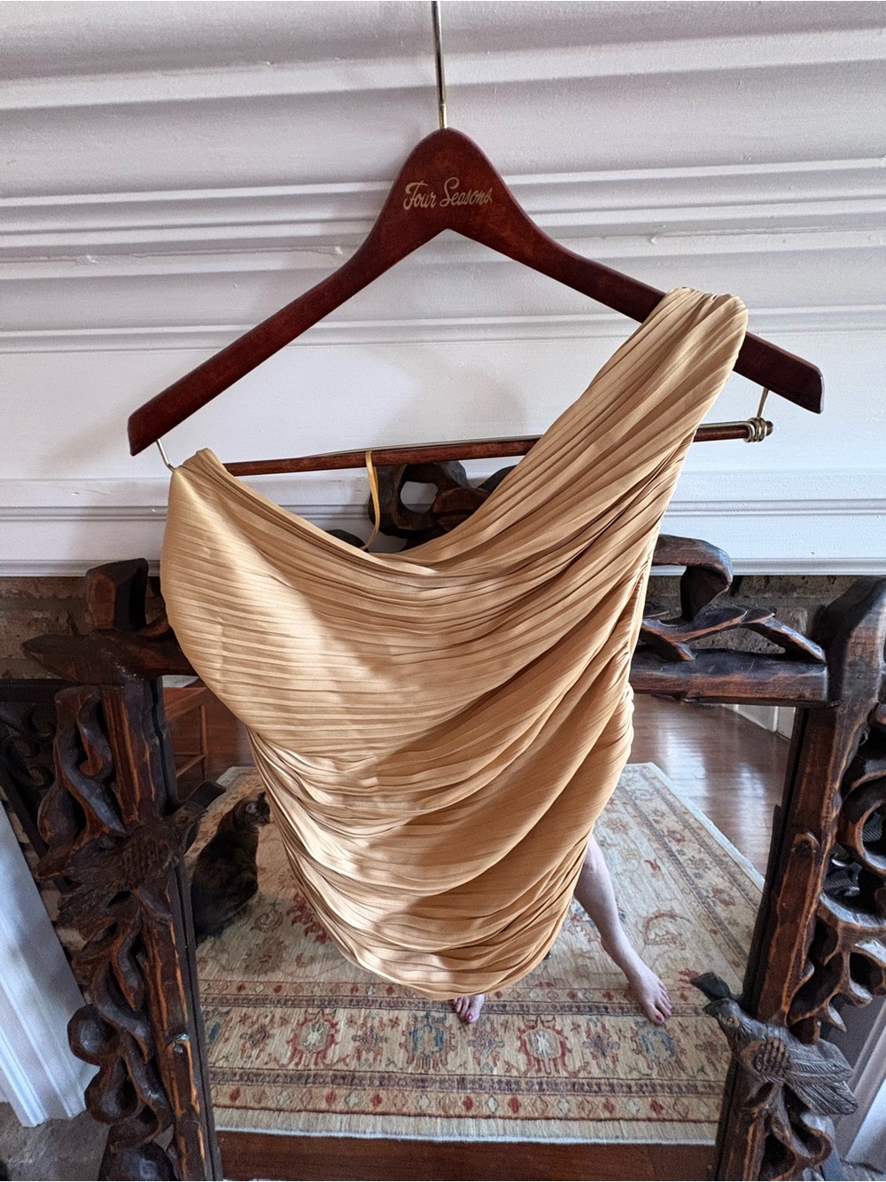 NWT Joie Gold Draped One-Shoulder Women's Skirt Set - two piece: Size Large